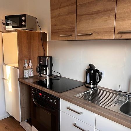 Ferienwohnung In Top Lage Von آلين المظهر الخارجي الصورة