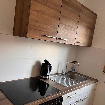 Ferienwohnung In Top Lage Von آلين المظهر الخارجي الصورة
